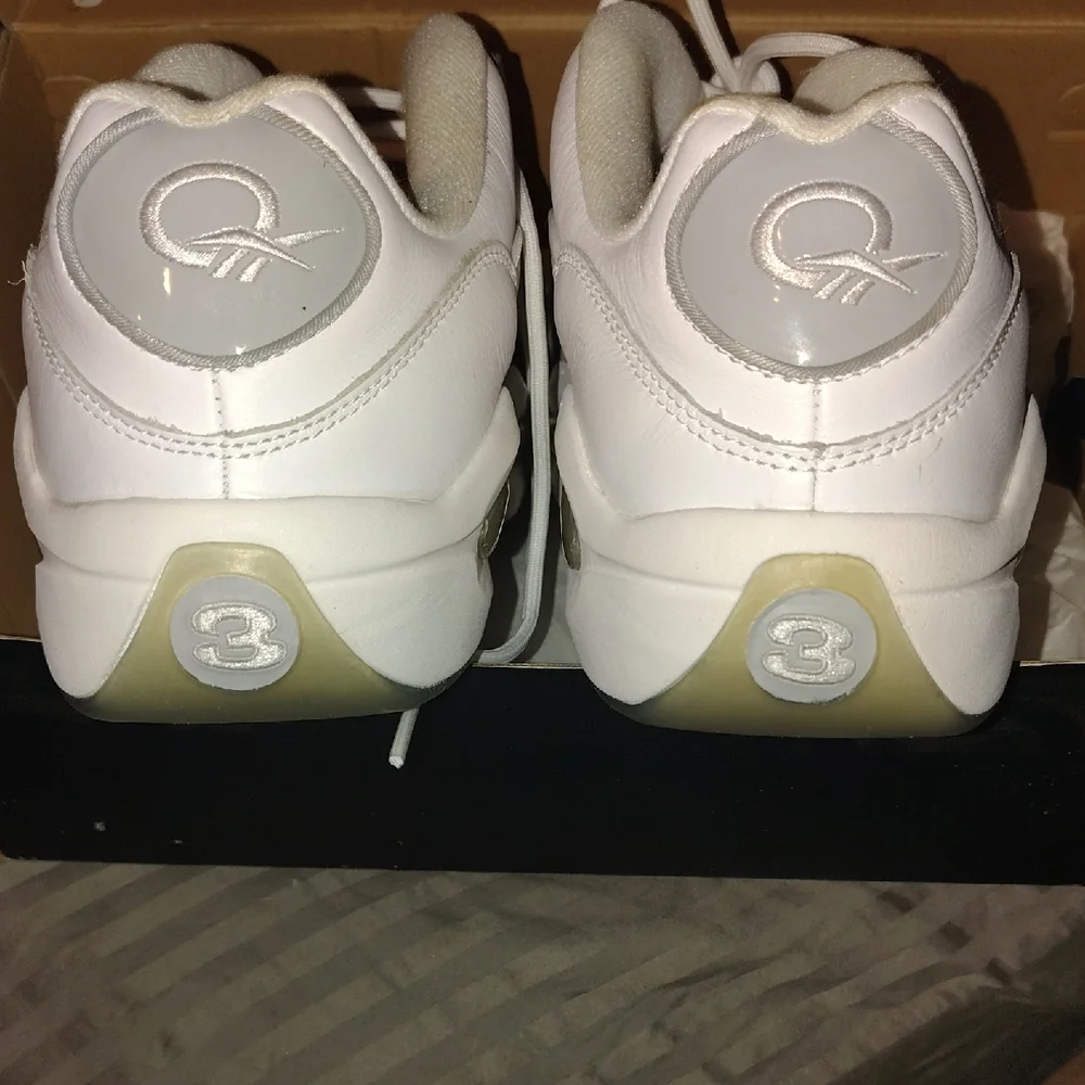 Reebok Black and White Basketball Shoes - Picture 9 of 9